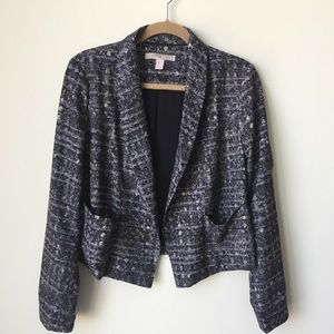 Woman’s silky Blazer